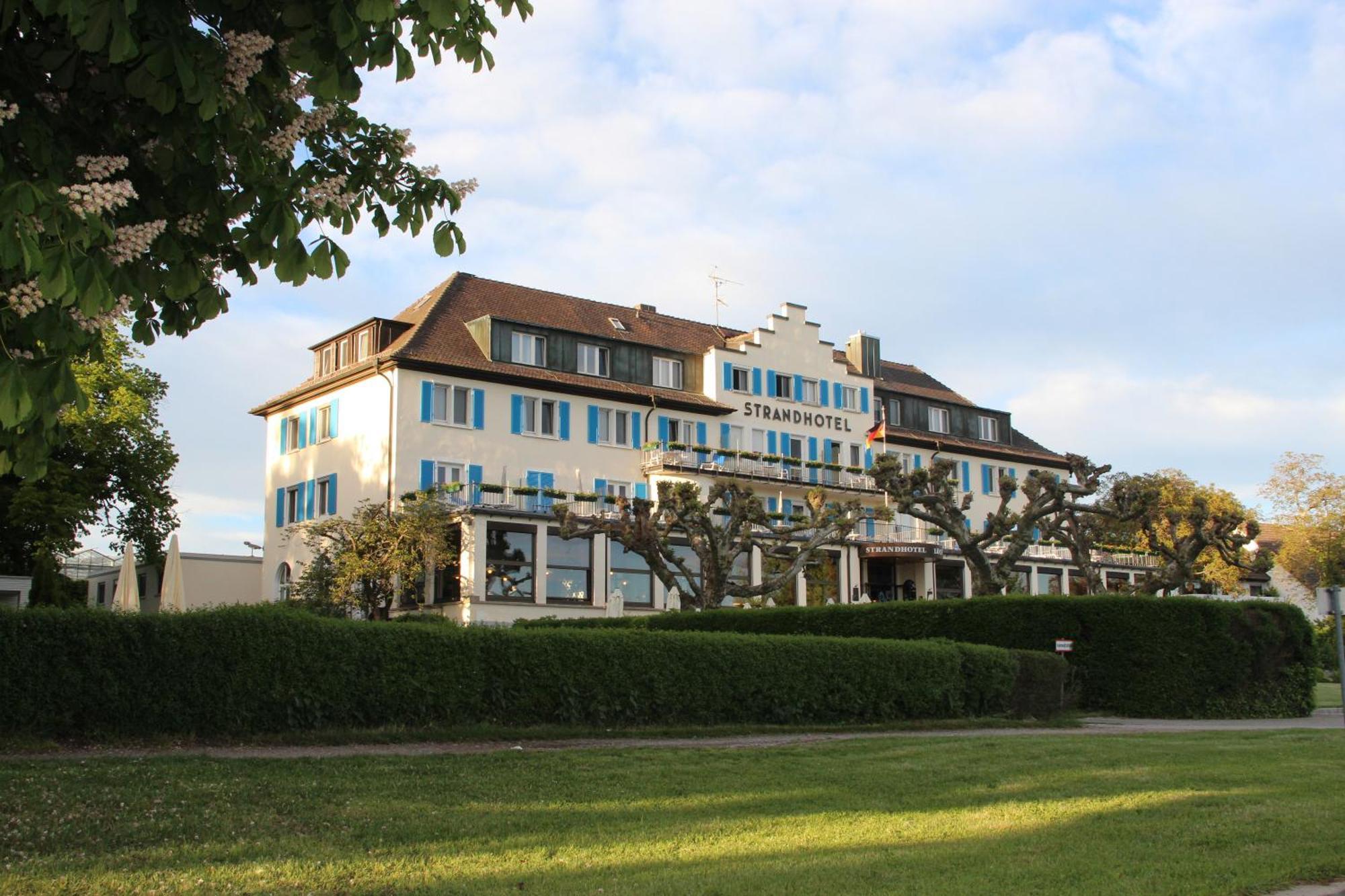 Strandhotel Loechnerhaus ไรเชอเนา ภายนอก รูปภาพ
