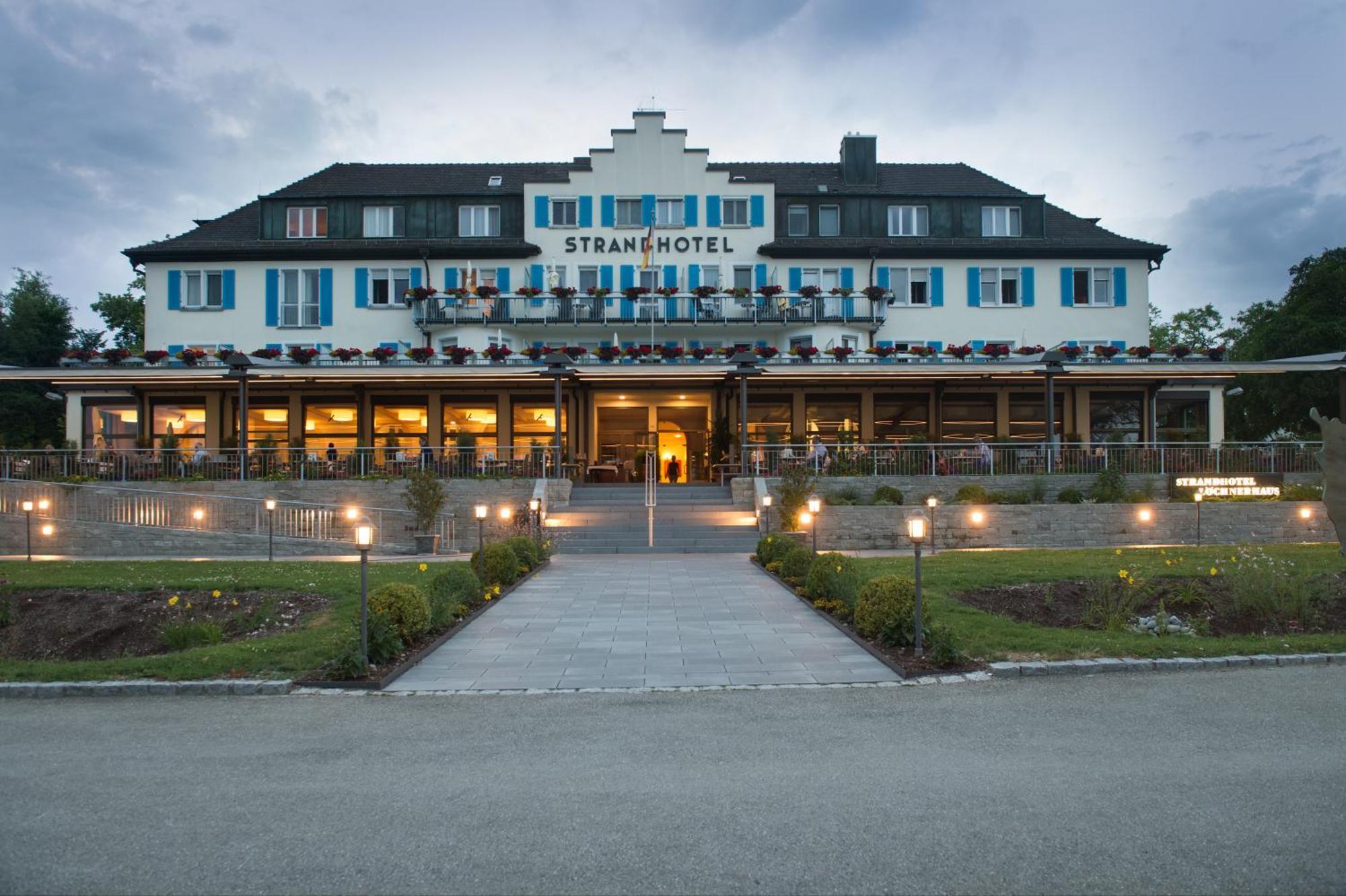 Strandhotel Loechnerhaus ไรเชอเนา ภายนอก รูปภาพ
