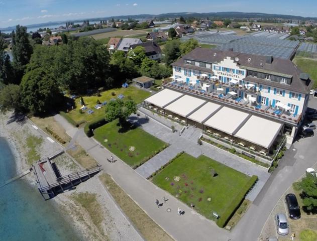 Strandhotel Loechnerhaus ไรเชอเนา ภายนอก รูปภาพ